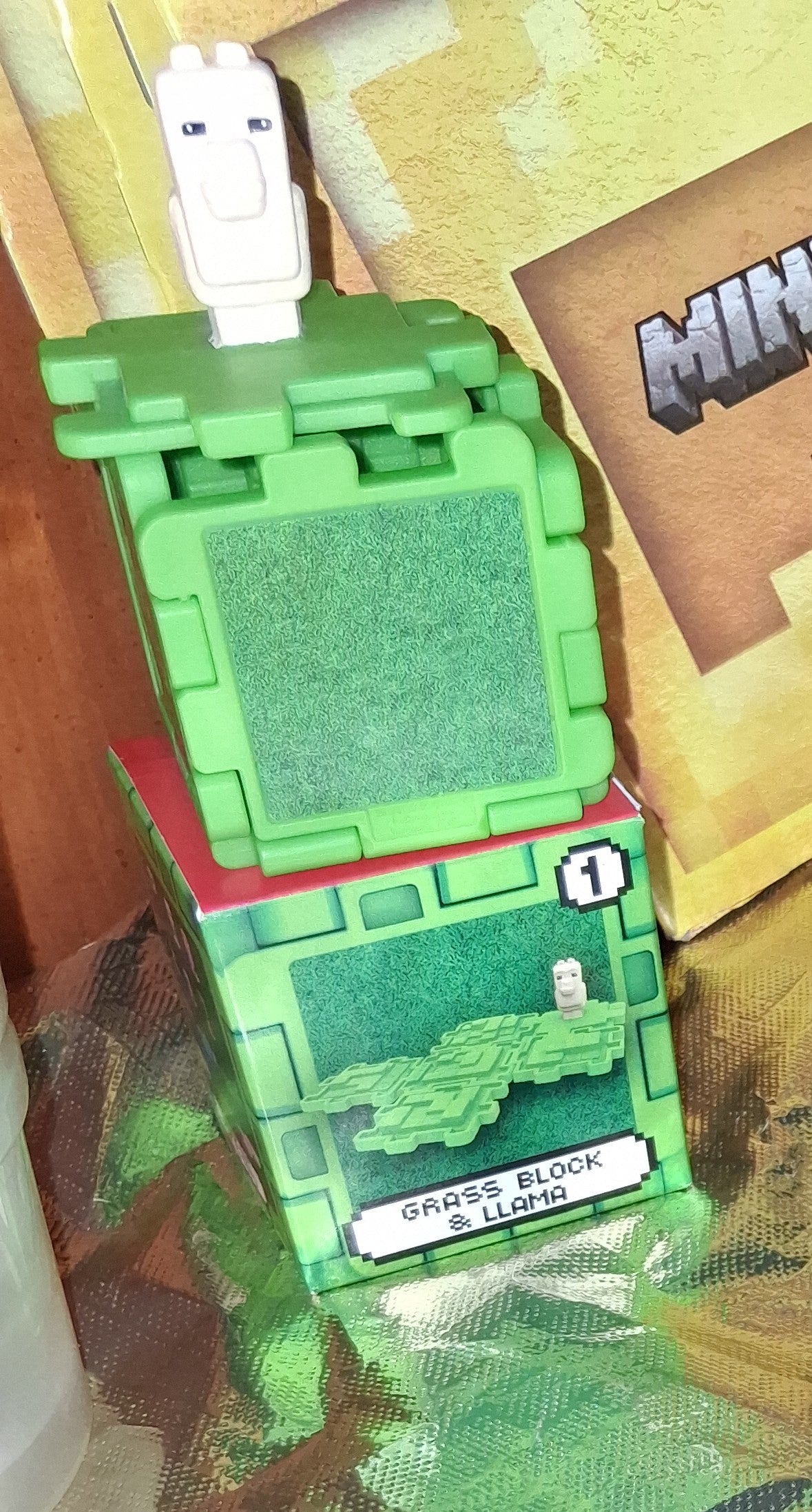 * NEW * COLLECTIBLE MINECRAFT BUNDLE Zombie Hamburglar x 2 w/ Unused Codes (McDonald's) All codes expire December 31st, 2025